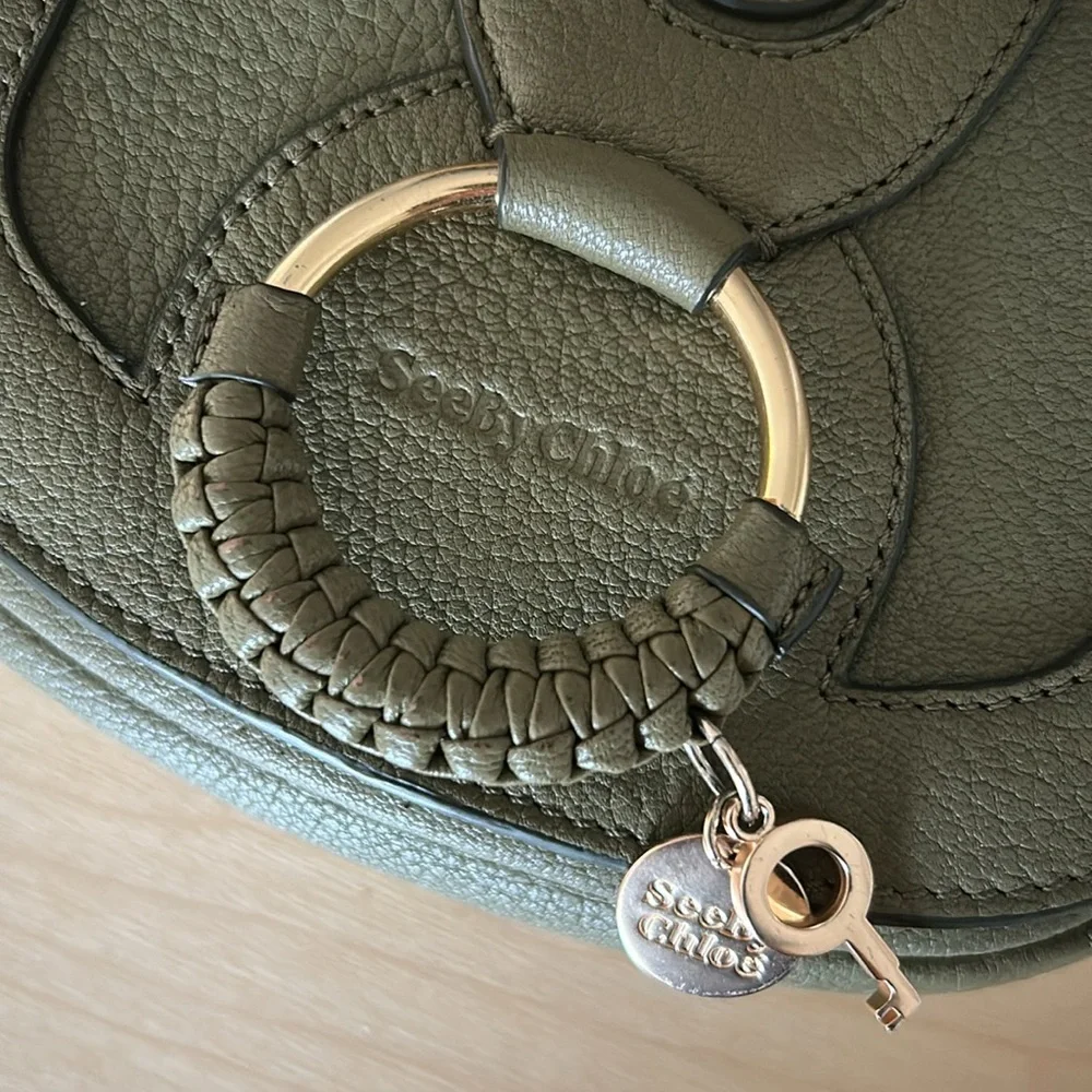 See By Chloe Olive Green Leather Crossbody Bag - Picture 5 of 8